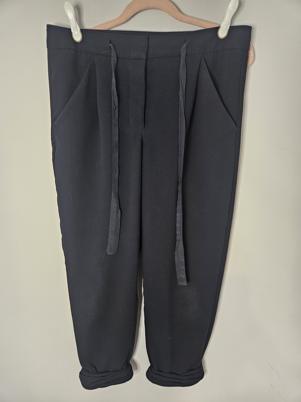 Wilfred Black Pleated Drawstring Allant Jogger Style Pants